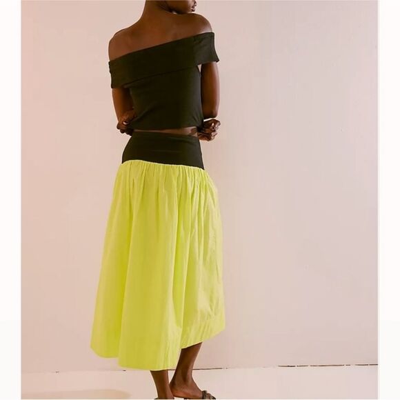 NWOT Free People Cooler In Capri Crop Top Skirt Co-Ord Set in Kiwi Combo Size XS - Picture 2 of 11